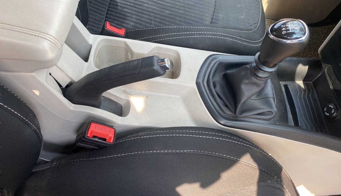2020 Mahindra XUV300 W4 1.2 PETROL, Petrol, Manual, 20,294 km, Gear Lever