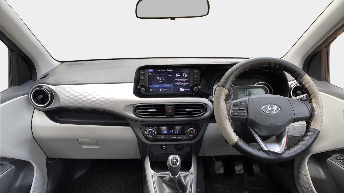 2022 Hyundai GRAND I10 NIOS SPORTZ 1.2 KAPPA VTVT, Petrol, Manual, 4,256 km, Dashboard
