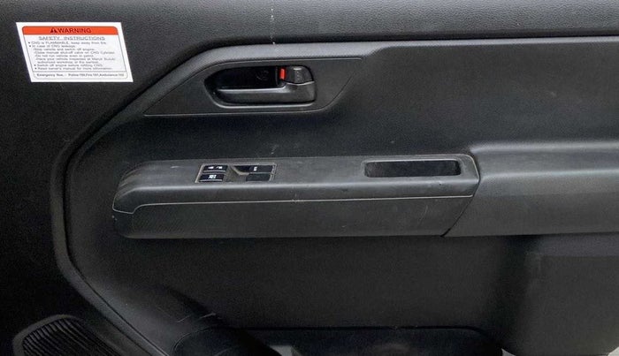 2021 Maruti New Wagon-R LXI CNG (O) 1.0, CNG, Manual, 27,917 km, Driver Side Door Panels Control