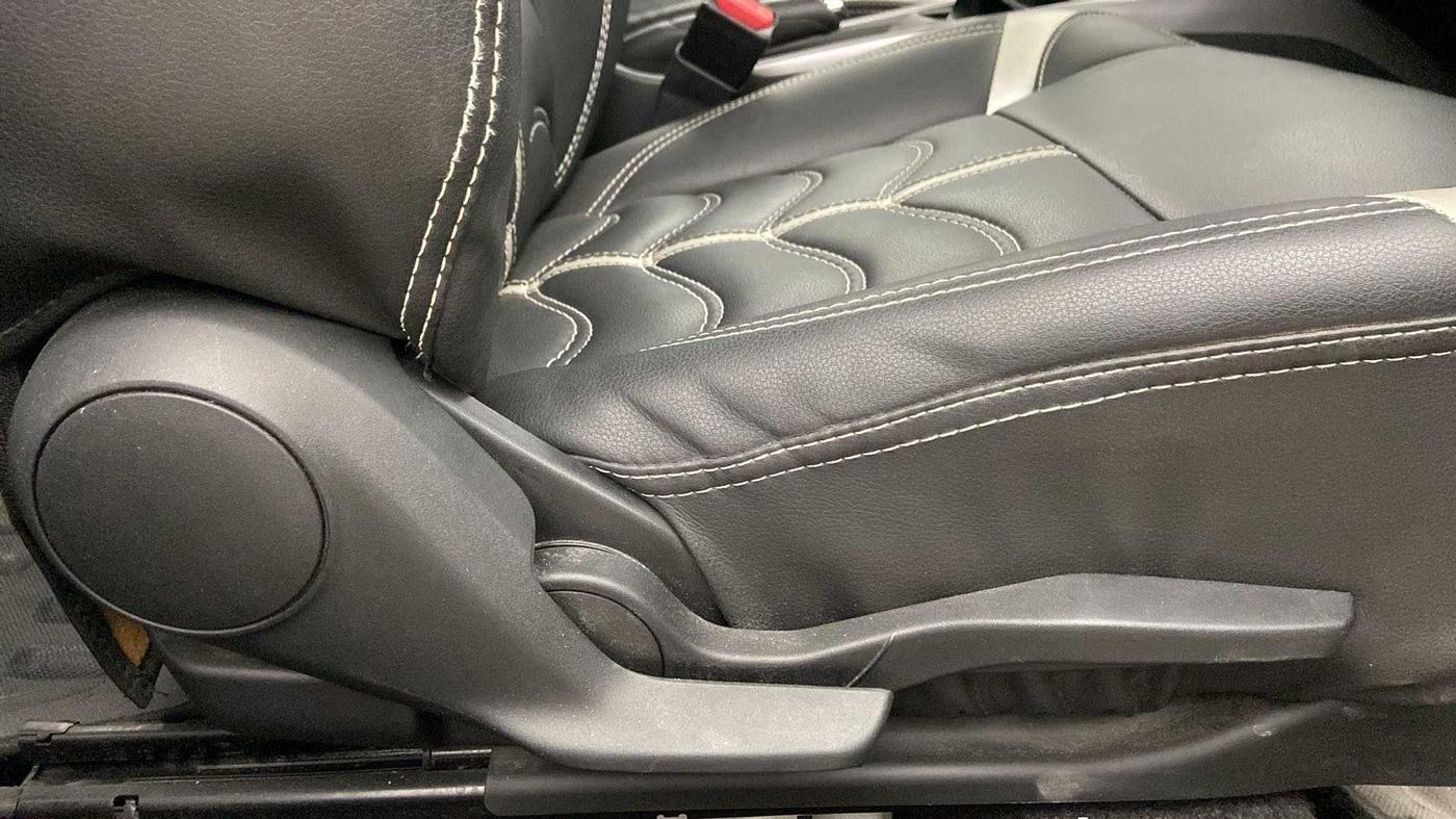 2020 Maruti Baleno ZETA PETROL 1.2, Petrol, Manual, 7,922 km, Driver Side Adjustment Panel