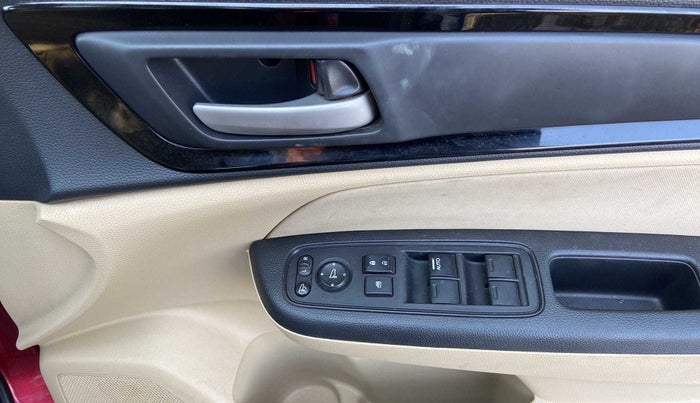 2019 Honda Amaze 1.2L I-VTEC VX, CNG, Manual, 44,097 km, Driver Side Door Panels Control