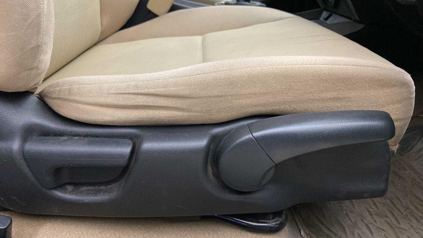 2018 Honda City 1.5L I-VTEC V MT, Petrol, Manual, 30,334 km, Driver Side Adjustment Panel