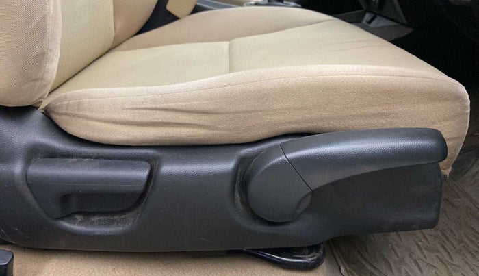 2018 Honda City 1.5L I-VTEC V MT, Petrol, Manual, 30,334 km, Driver Side Adjustment Panel