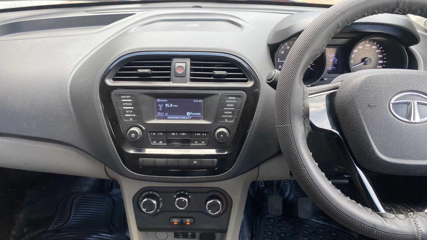 2018 Tata Tiago XT PETROL, Petrol, Manual, 18,118 km, Air Conditioner