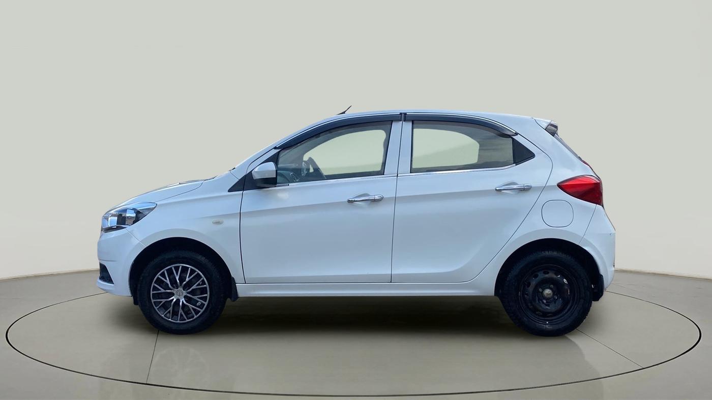 2018 Tata Tiago XT PETROL, Petrol, Manual, 18,118 km, Left Side