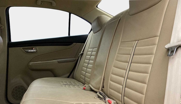 2016 Maruti Ciaz VXI, Petrol, Manual, 60,558 km, Right Side Rear Door Cabin