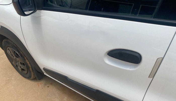 2019 Renault Kwid RXT 1.0 AMT (O), Petrol, Automatic, 23,998 km, Front passenger door - Slightly dented