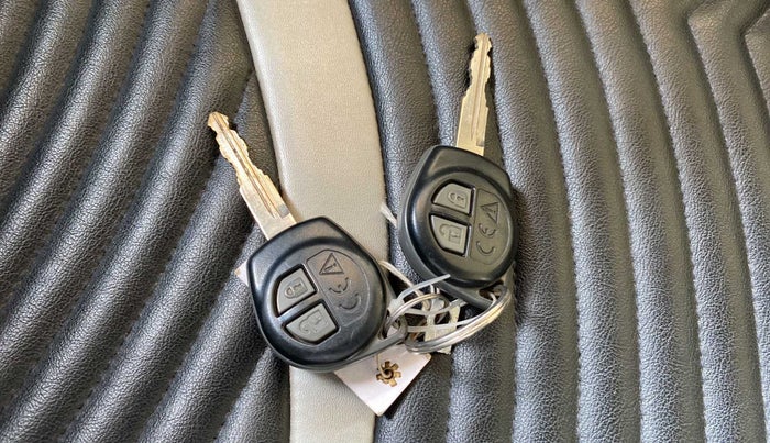 2018 Maruti Baleno DELTA CVT PETROL 1.2, Petrol, Automatic, 40,667 km, Key Close Up