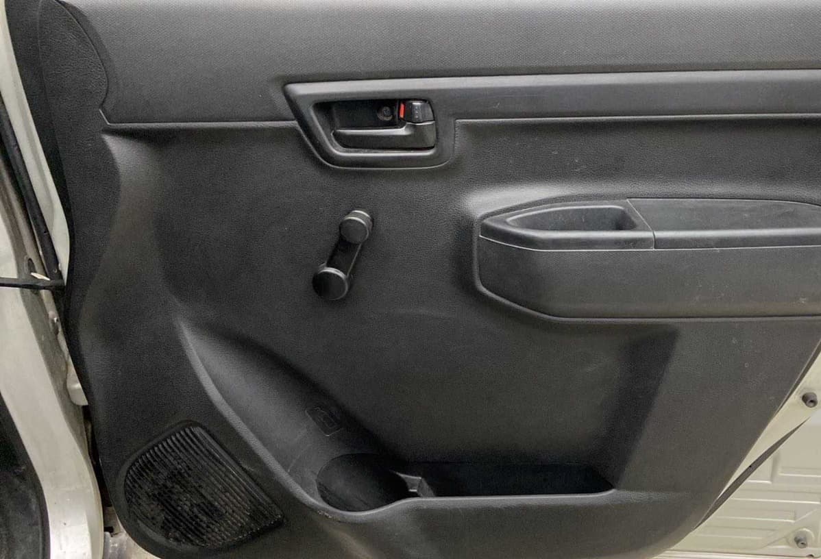 2020 Maruti S PRESSO LXI, Petrol, Manual, 26,213 km, Driver Side Door Panels Control
