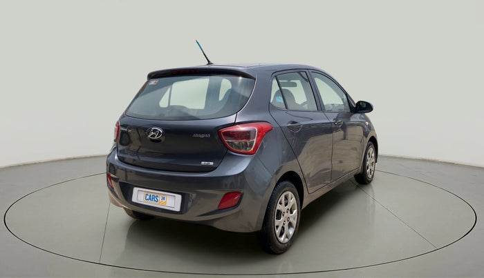 2016 Hyundai Grand i10 MAGNA 1.2 KAPPA VTVT, Petrol, Manual, 68,249 km, Right Back Diagonal