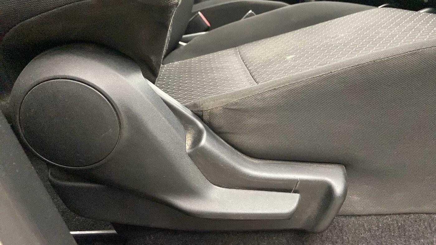 2021 Maruti IGNIS SIGMA 1.2, Petrol, Manual, 37,610 km, Driver Side Adjustment Panel