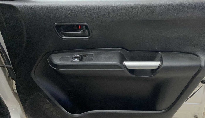2021 Maruti IGNIS SIGMA 1.2, Petrol, Manual, 37,610 km, Driver Side Door Panels Control