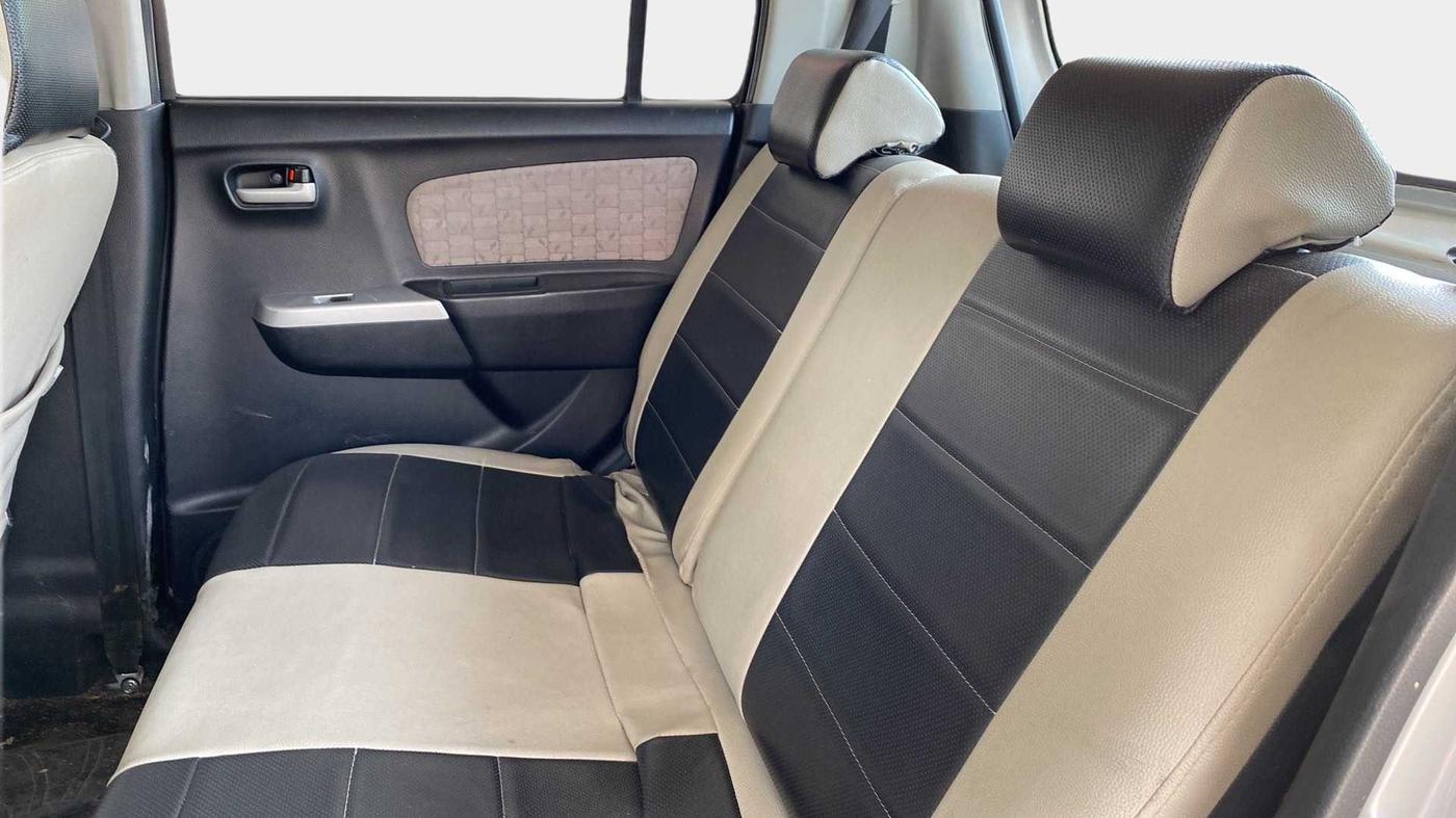2015 Maruti Wagon R 1.0 VXI, Petrol, Manual, 34,292 km, Right Side Rear Door Cabin