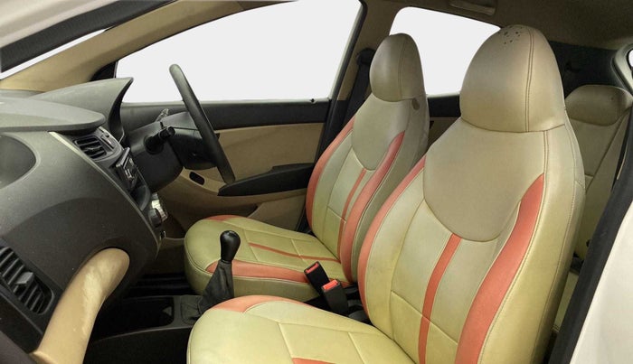 2016 Hyundai Eon ERA +, Petrol, Manual, 53,342 km, Right Side Front Door Cabin