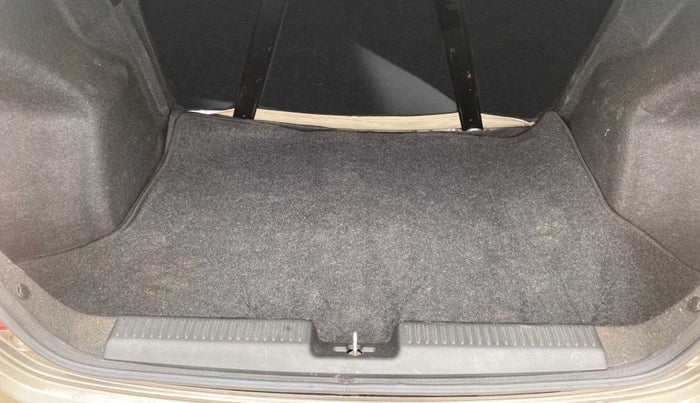 2019 Maruti Dzire ZXI AMT, Petrol, Automatic, 28,533 km, Boot Inside
