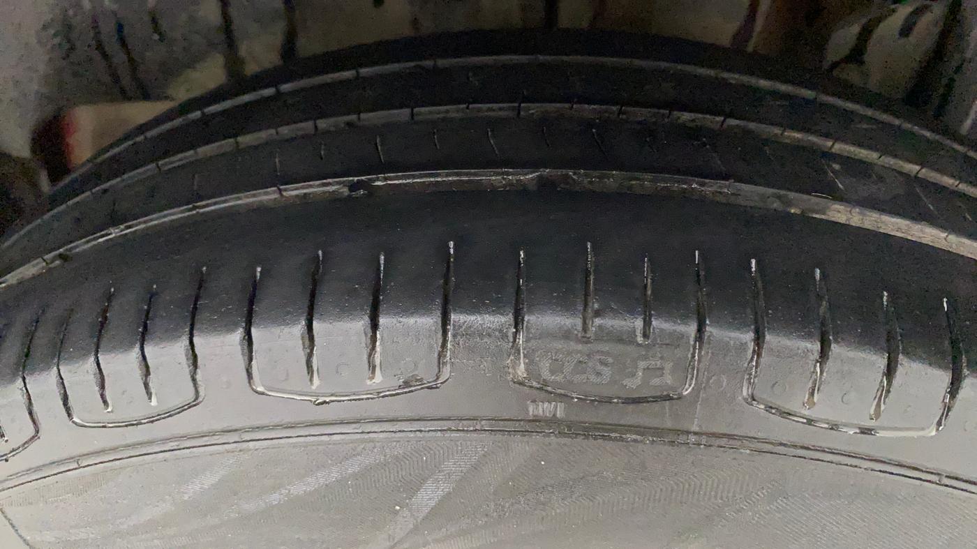2018 Maruti Swift VDI AMT, Diesel, Automatic, 95,048 km, Left Rear Tyre Tread