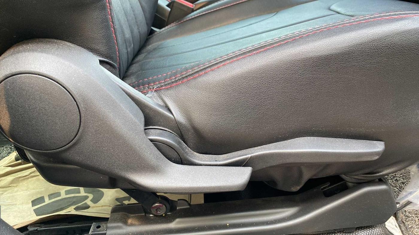 2023 Maruti Baleno ALPHA 1.2 AGS, Petrol, Automatic, 16,804 km, Driver Side Adjustment Panel