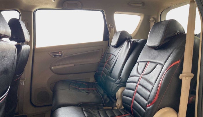 2015 Maruti Ertiga VDI, Diesel, Manual, 78,170 km, Right Side Rear Door Cabin
