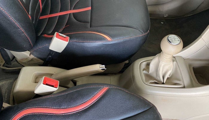 2015 Maruti Ertiga VDI, Diesel, Manual, 78,170 km, Gear Lever