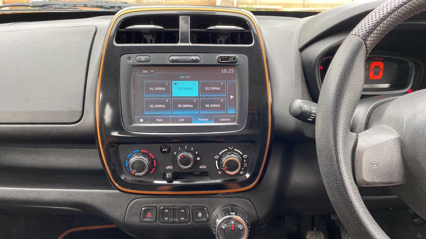 2017 Renault Kwid CLIMBER 1.0 AMT, Petrol, Automatic, 27,849 km, Air Conditioner