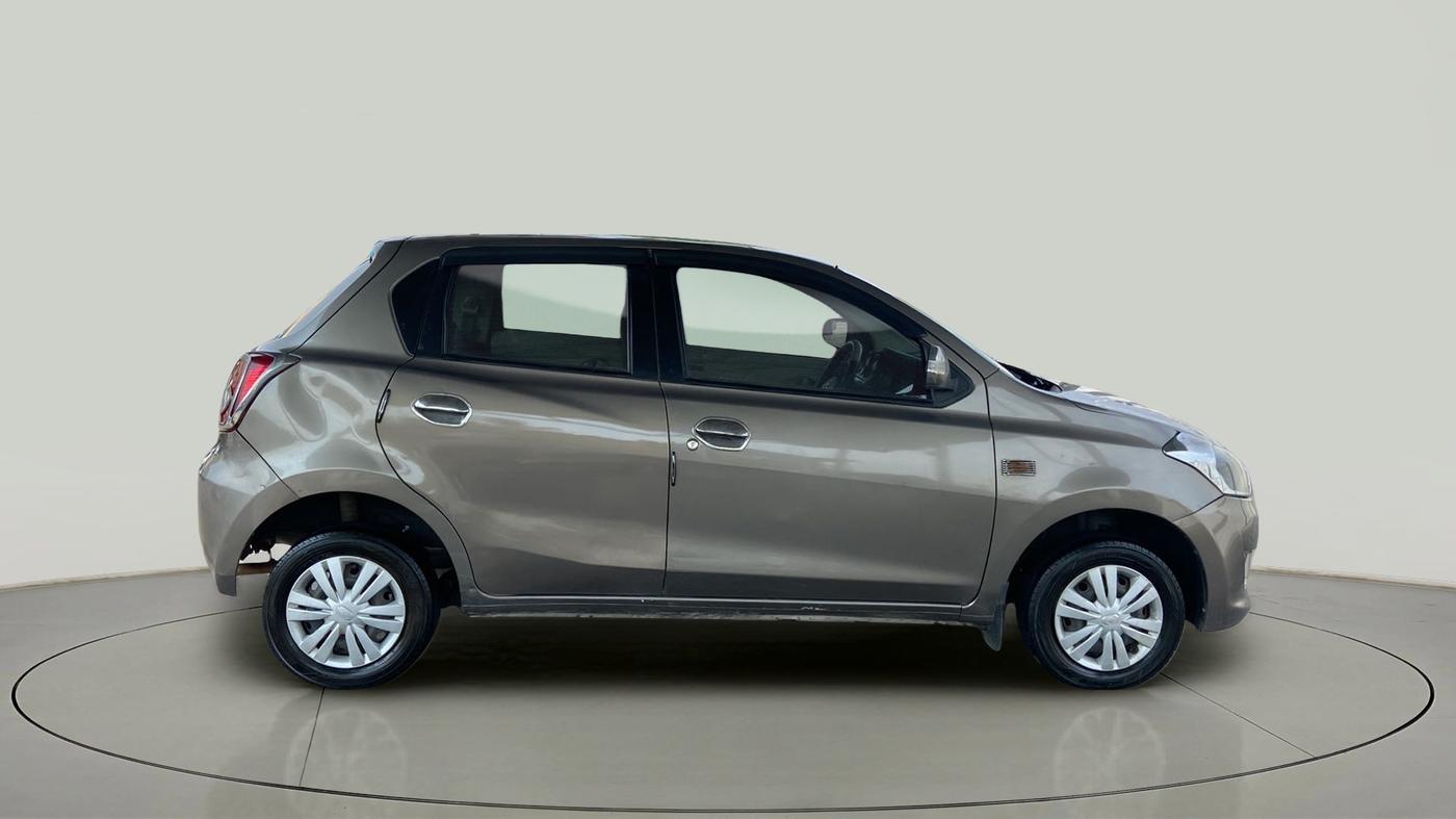 2016 Datsun Go T, Petrol, Manual, 40,887 km, Right Side View