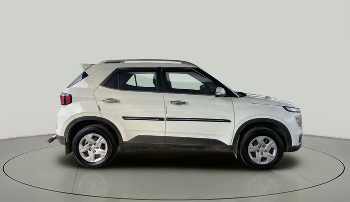 2022 Hyundai VENUE S(O) 1.2, Petrol, Manual, 20,942 km, Right Side View