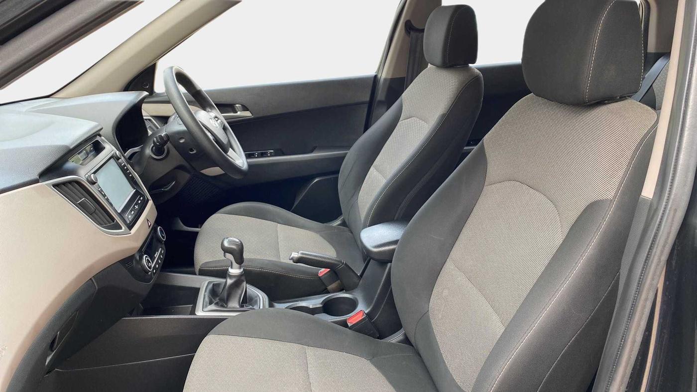 2017 Hyundai Creta SX PLUS 1.6 PETROL, Petrol, Manual, 92,463 km, Right Side Front Door Cabin