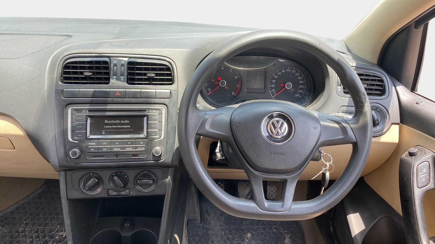 2017 Volkswagen Ameo COMFORTLINE 1.2L, Petrol, Manual, 95,401 km, Steering Wheel Close Up