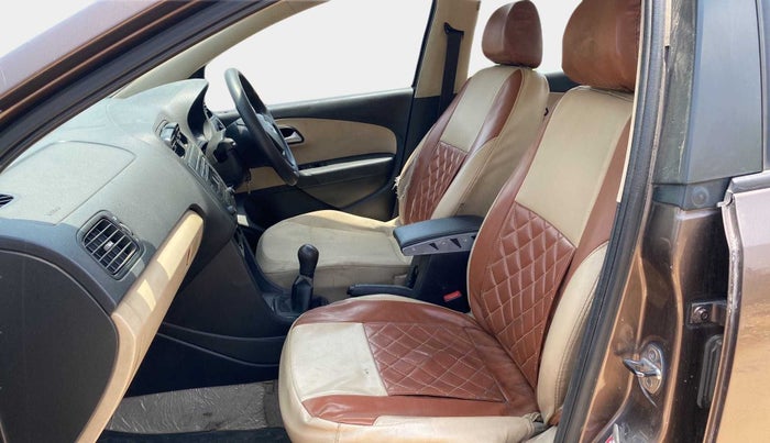 2017 Volkswagen Ameo COMFORTLINE 1.2L, Petrol, Manual, 95,401 km, Right Side Front Door Cabin