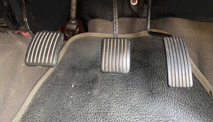 2011 Hyundai i10 MAGNA 1.1, Petrol, Manual, 27,109 km, Pedals