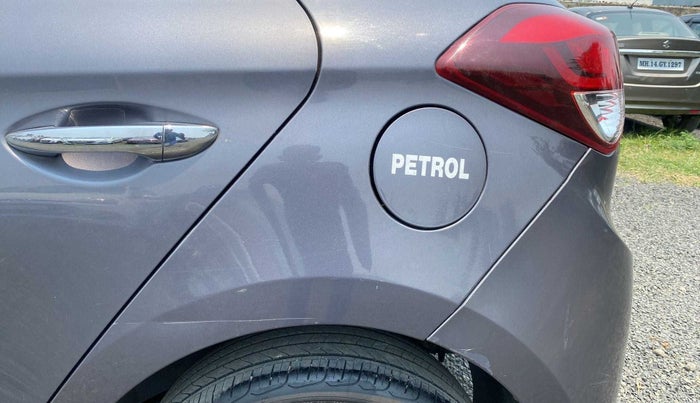 2016 Hyundai Elite i20 ASTA 1.2 (O), Petrol, Manual, 20,034 km, Left quarter panel - Slightly dented