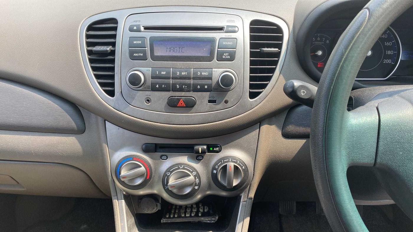 2012 Hyundai i10 MAGNA 1.2, Petrol, Manual, 35,681 km, Air Conditioner