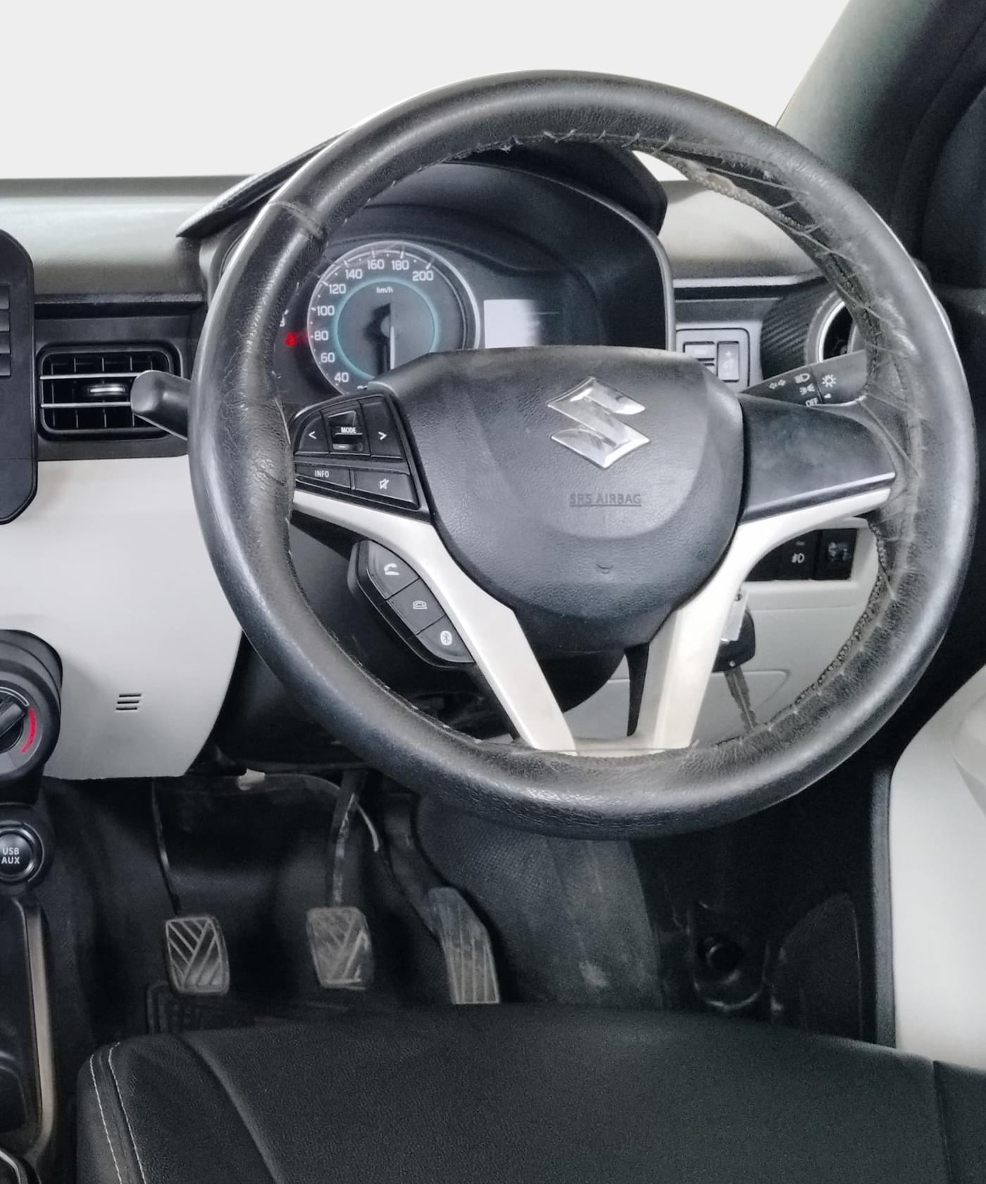 2017 Maruti IGNIS DELTA 1.2, Petrol, Manual, 85,098 km, Steering Wheel Close Up