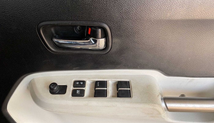 2017 Maruti IGNIS DELTA 1.2, Petrol, Manual, 85,098 km, Driver Side Door Panels Control