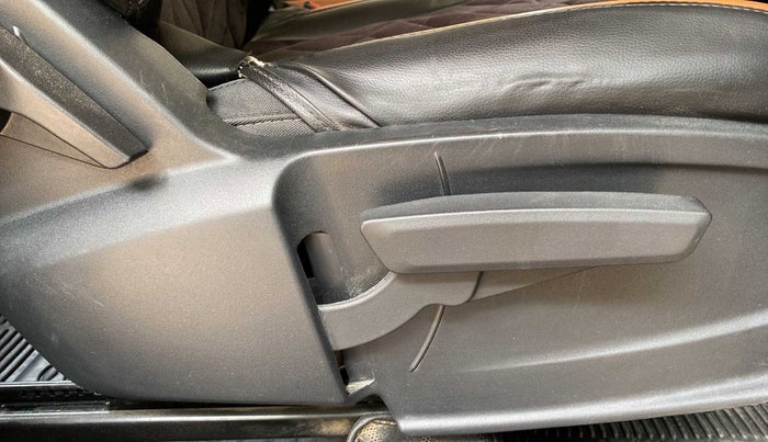 2021 Tata PUNCH ACCOMPLISHED MT, Petrol, Manual, 47,466 km, Driver Side Adjustment Panel