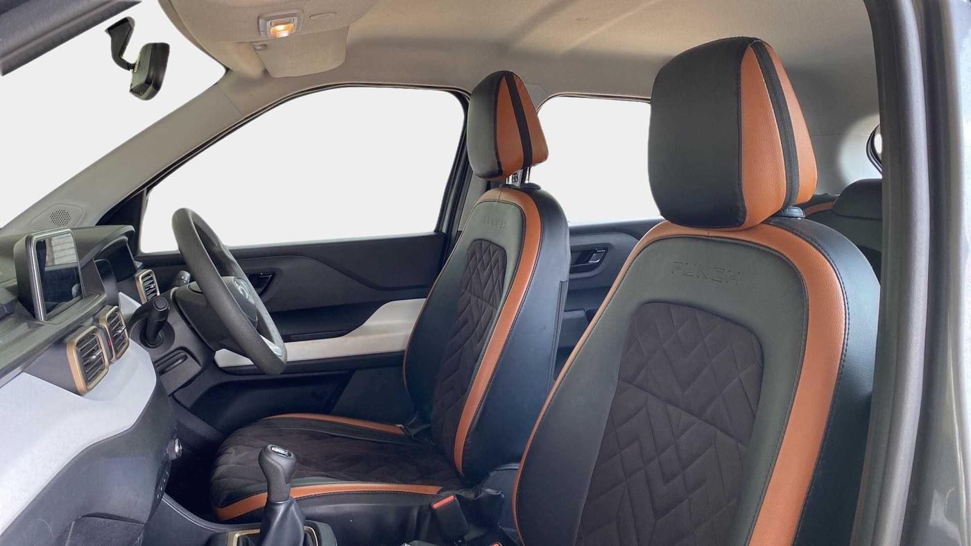 2021 Tata PUNCH ACCOMPLISHED MT, Petrol, Manual, 47,466 km, Right Side Front Door Cabin