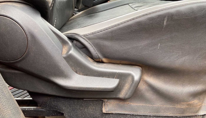 2022 Maruti Celerio VXI CNG, CNG, Manual, 48,731 km, Driver Side Adjustment Panel