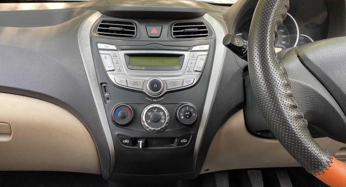 2014 Hyundai Eon MAGNA +, Petrol, Manual, 43,211 km, Air Conditioner