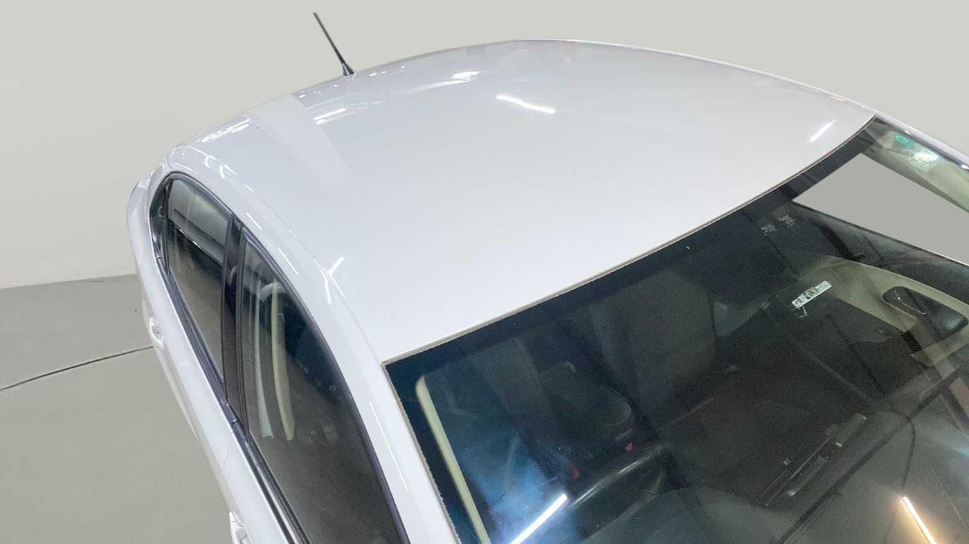 2019 Skoda Rapid AMBITION 1.6 MPI MT, Petrol, Manual, 45,382 km, Roof