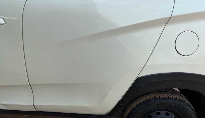 2017 Mahindra KUV 100 NXT K4+ P 6 STR, Petrol, Manual, 48,005 km, Rear left door - Minor scratches