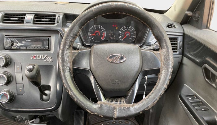 2017 Mahindra KUV 100 NXT K4+ P 6 STR, Petrol, Manual, 48,005 km, Steering Wheel Close Up