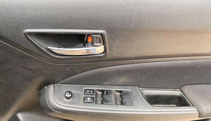 2020 Maruti Swift VXI, Petrol, Manual, 71,779 km, Driver Side Door Panels Control