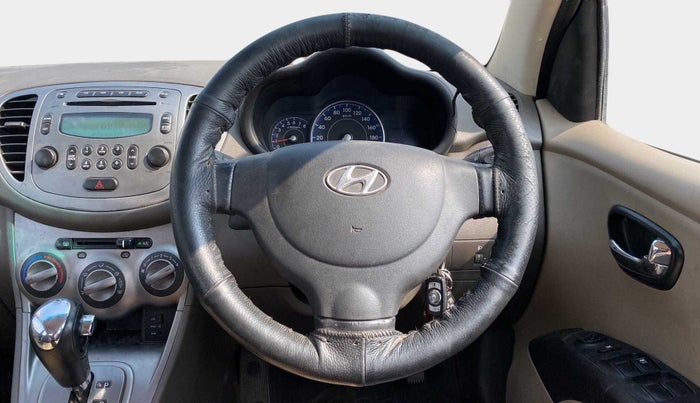 2012 Hyundai i10 SPORTZ 1.2 AT, Petrol, Automatic, 86,618 km, Steering Wheel Close Up