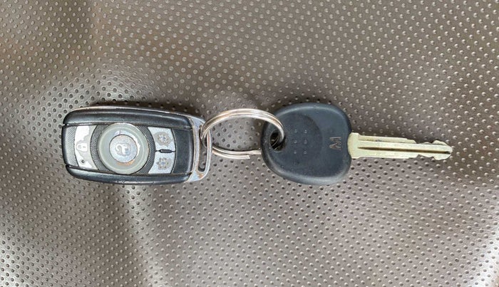 2012 Hyundai i10 SPORTZ 1.2 AT, Petrol, Automatic, 86,618 km, Key Close Up