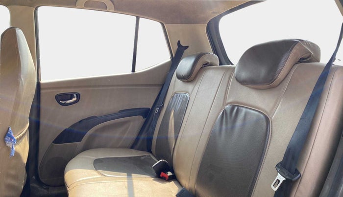 2012 Hyundai i10 SPORTZ 1.2 AT, Petrol, Automatic, 86,618 km, Right Side Rear Door Cabin