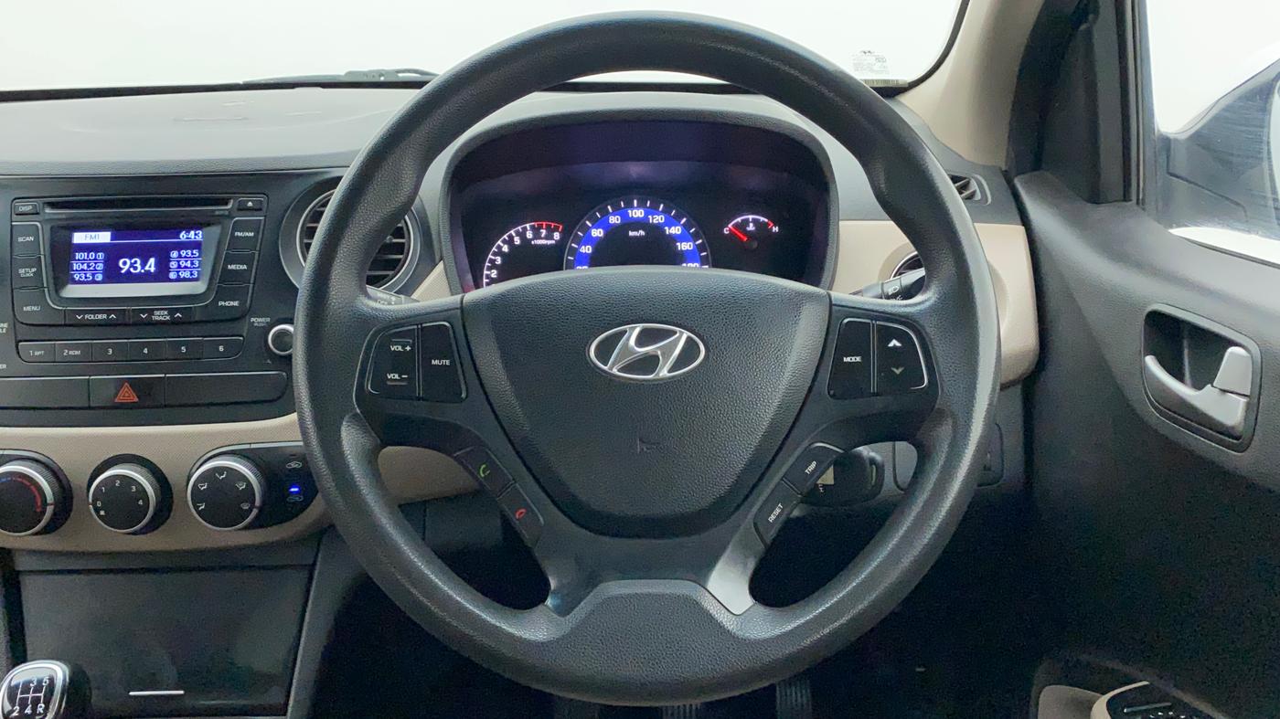 2014 Hyundai Xcent S 1.2, CNG, Manual, 98,970 km, Steering Wheel Close Up