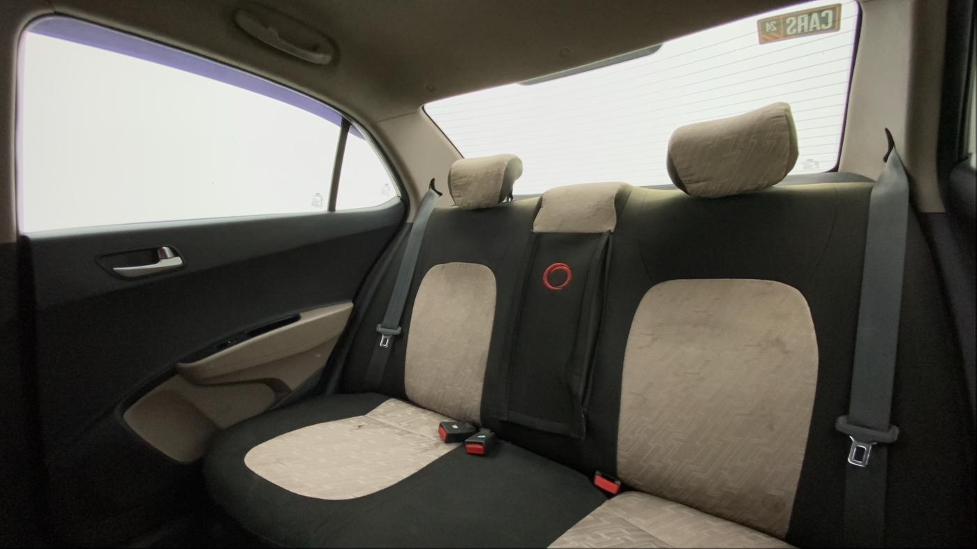 2014 Hyundai Xcent S 1.2, CNG, Manual, 98,970 km, Right Side Rear Door Cabin