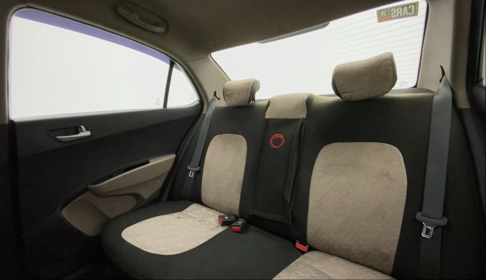 2014 Hyundai Xcent S 1.2, CNG, Manual, 98,970 km, Right Side Rear Door Cabin