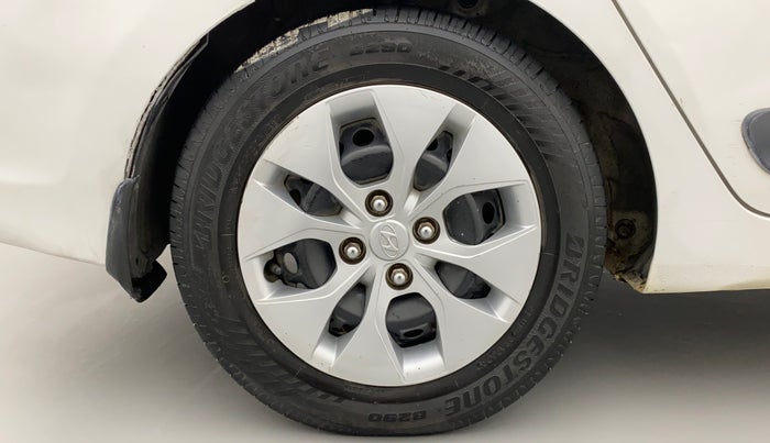 2014 Hyundai Xcent S 1.2, CNG, Manual, 98,970 km, Right Rear Wheel