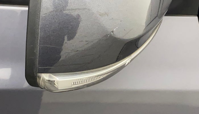 2017 Hyundai Grand i10 SPORTZ (O) AT 1.2 KAPPA VTVT, Petrol, Automatic, 97,032 km, Right rear-view mirror - Indicator light has minor damage